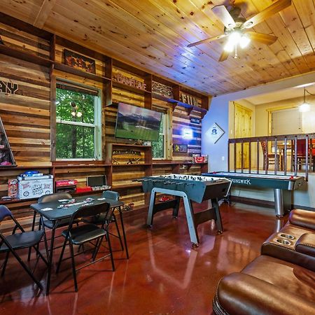 Beautiful Chalet With Fireplace And Large Game Room Gatlinburg Ngoại thất bức ảnh