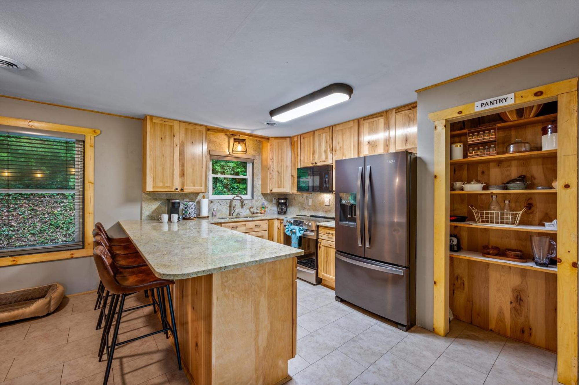 Beautiful Chalet With Fireplace And Large Game Room Gatlinburg Ngoại thất bức ảnh